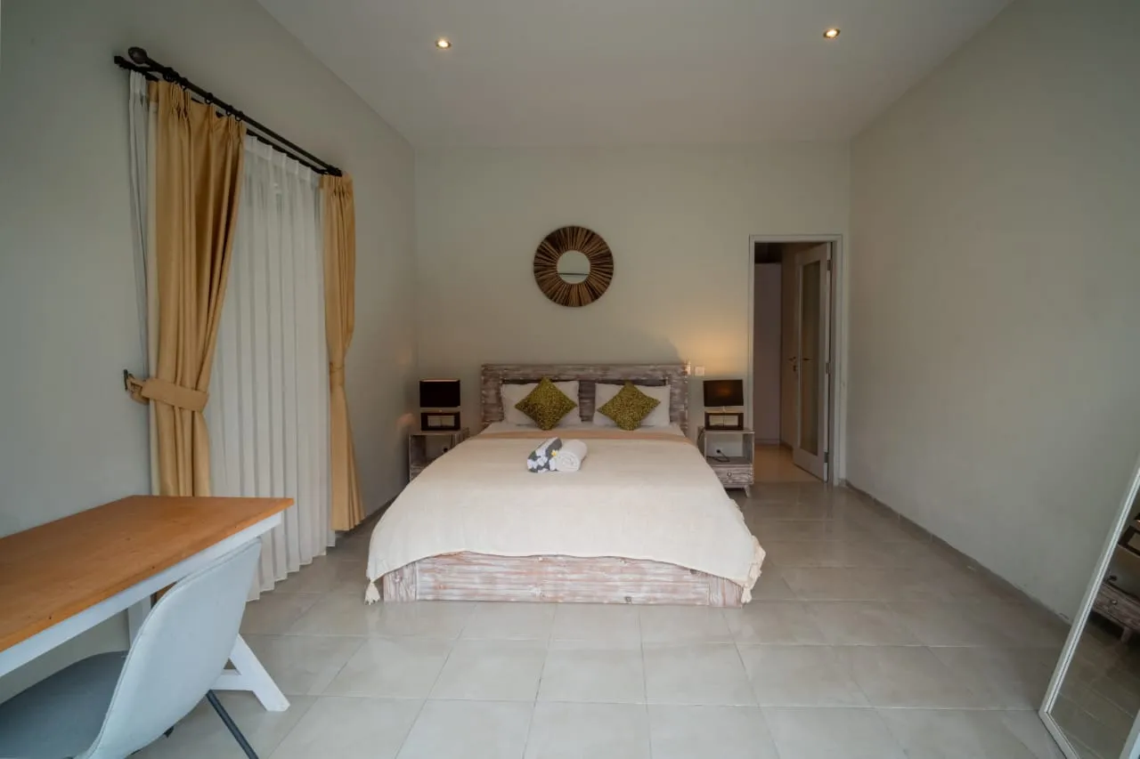 Serene Bumbak Villa with Private Pool | 5 mins to Canggu — image 4
