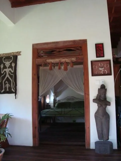Casa Bali – Charming 2 Bedroom Joglo-Style House with huge garden in Kedonganan — image 3