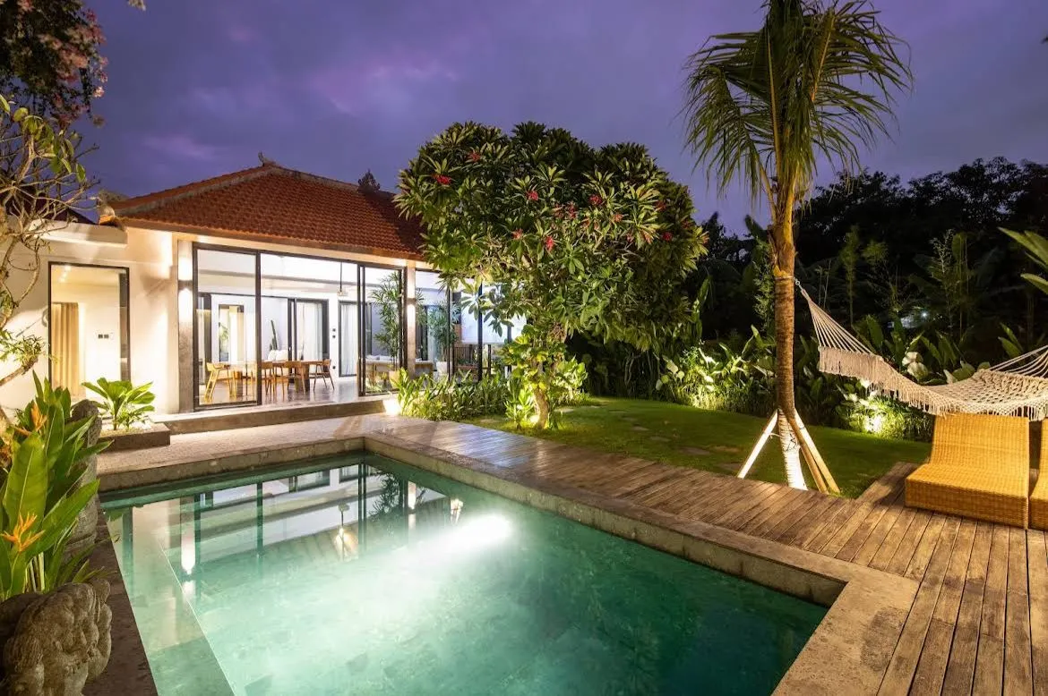 Modern 3BR Villa - Central Canggu — image 1