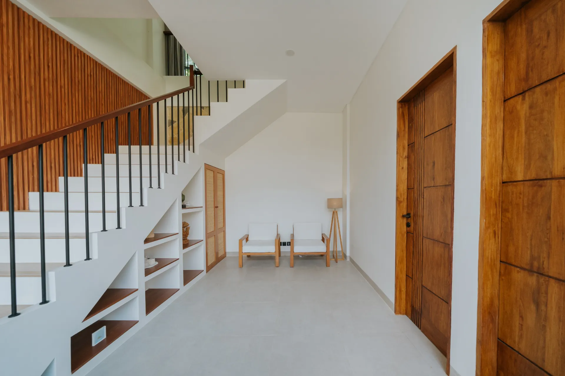 New 3 BR villa with pool near Pandawa beach — image 3