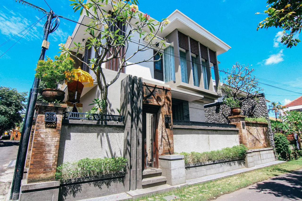 DO 440- House semi Villa located at kerobokan with plunge pool