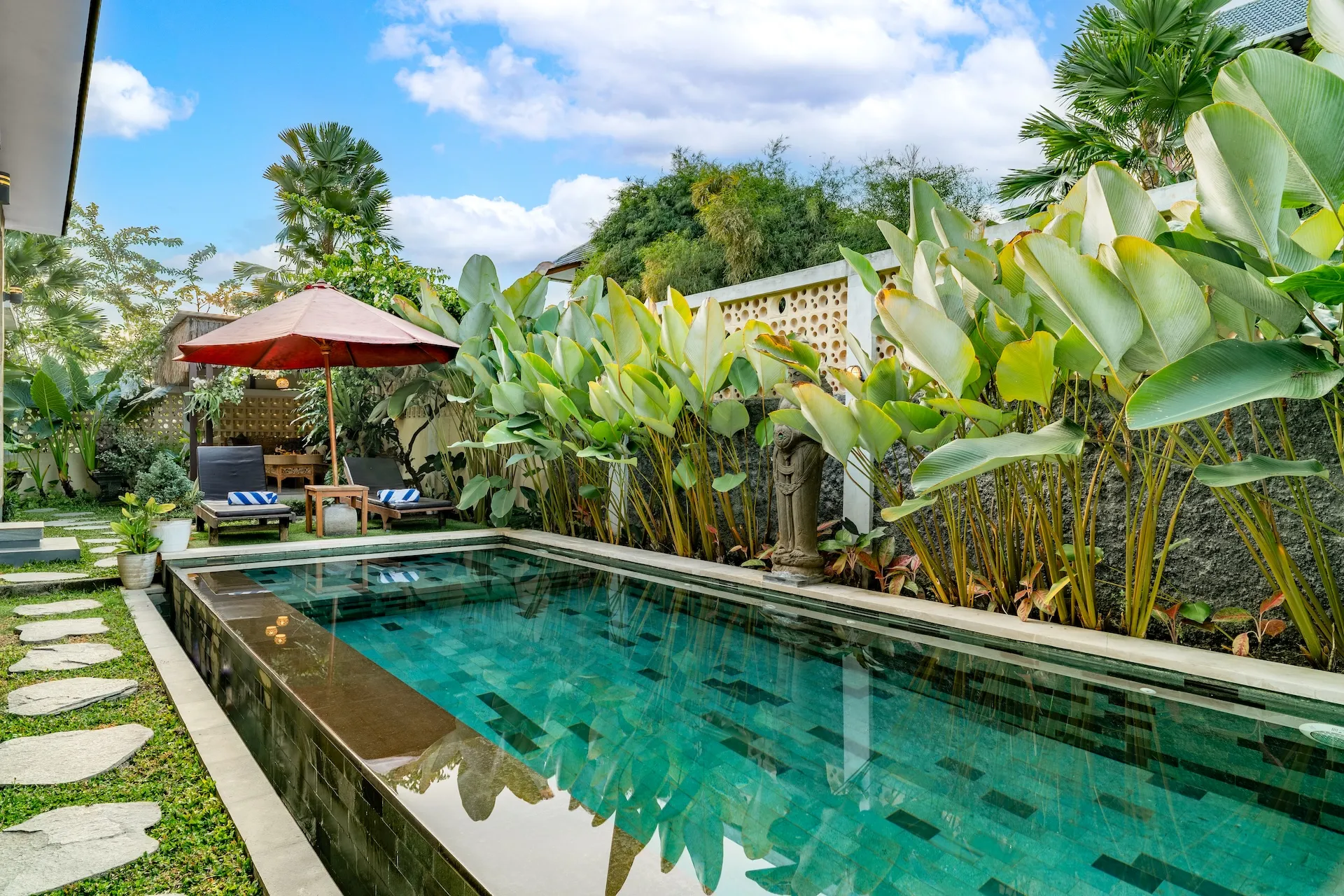 Balinese 3-bedroom Villa in Ubud with Private Pool — image 1