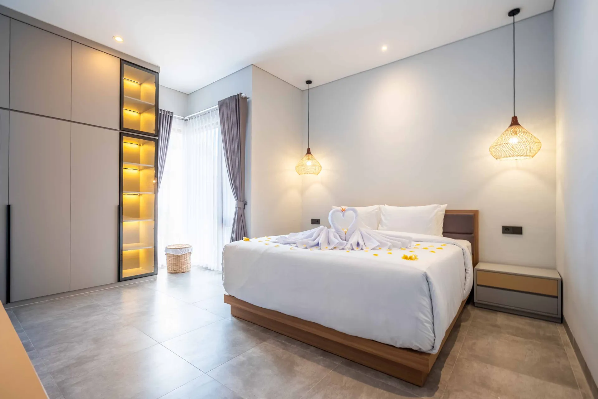 Brand New 2 Minimalist Homey Villa in Jimbaran — image 1