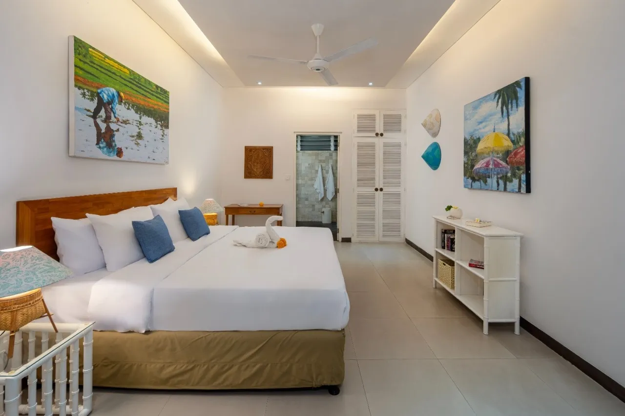 TROPICAL OASIS FOR FAMILIES IN SEMINYAK - 4 BEDROOMS WITH KING SIZE BEDS — image 1