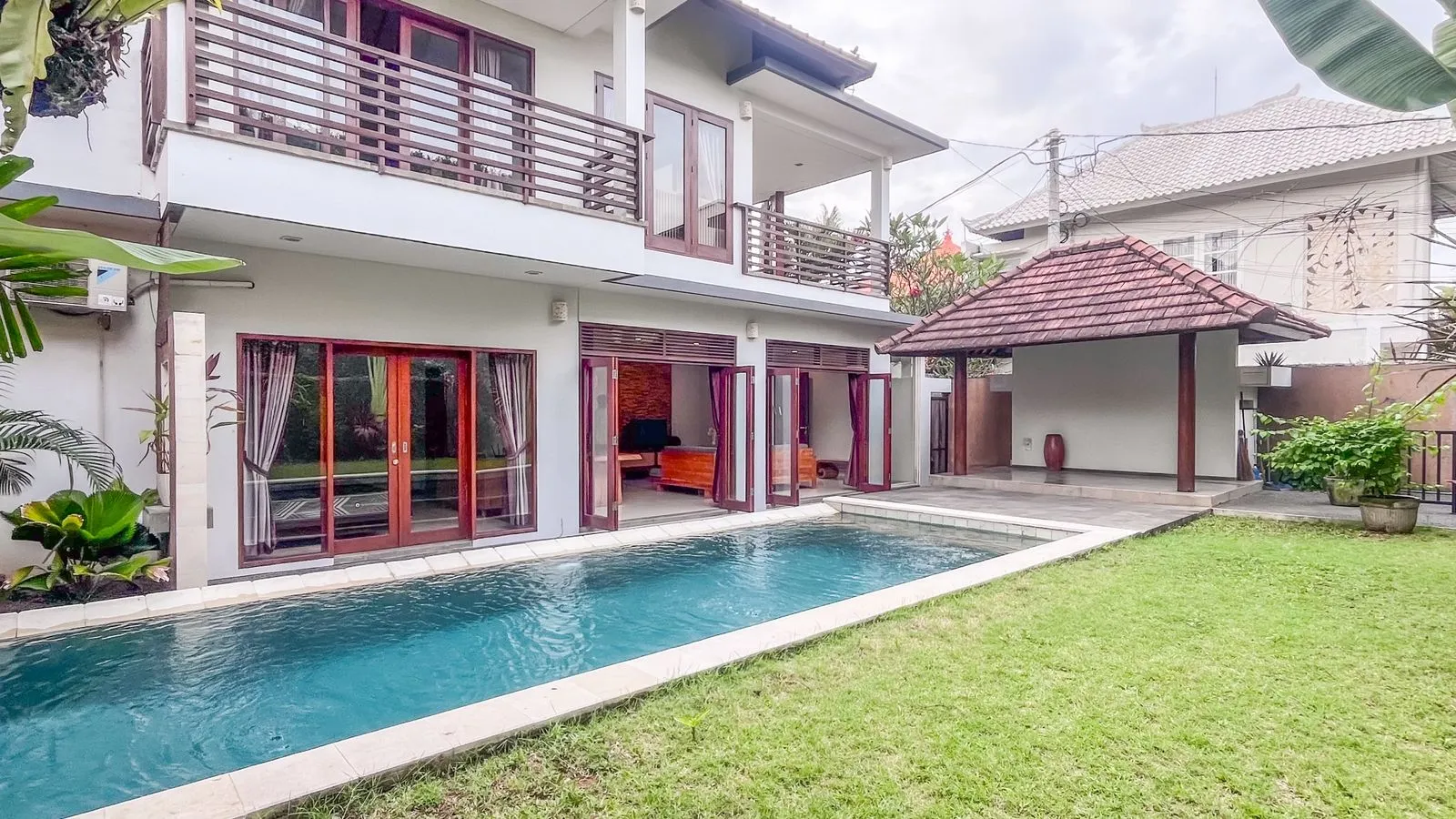 Villa Almera – 2 Bedroom Villa with Private Pool & Garden in Canggu!