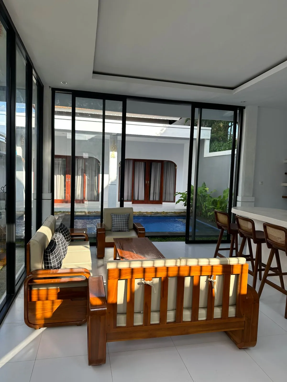 YEARLY ONLY-New 2 bedroom Villa - 5 Minutes to RAW Gym Canggu — image 1