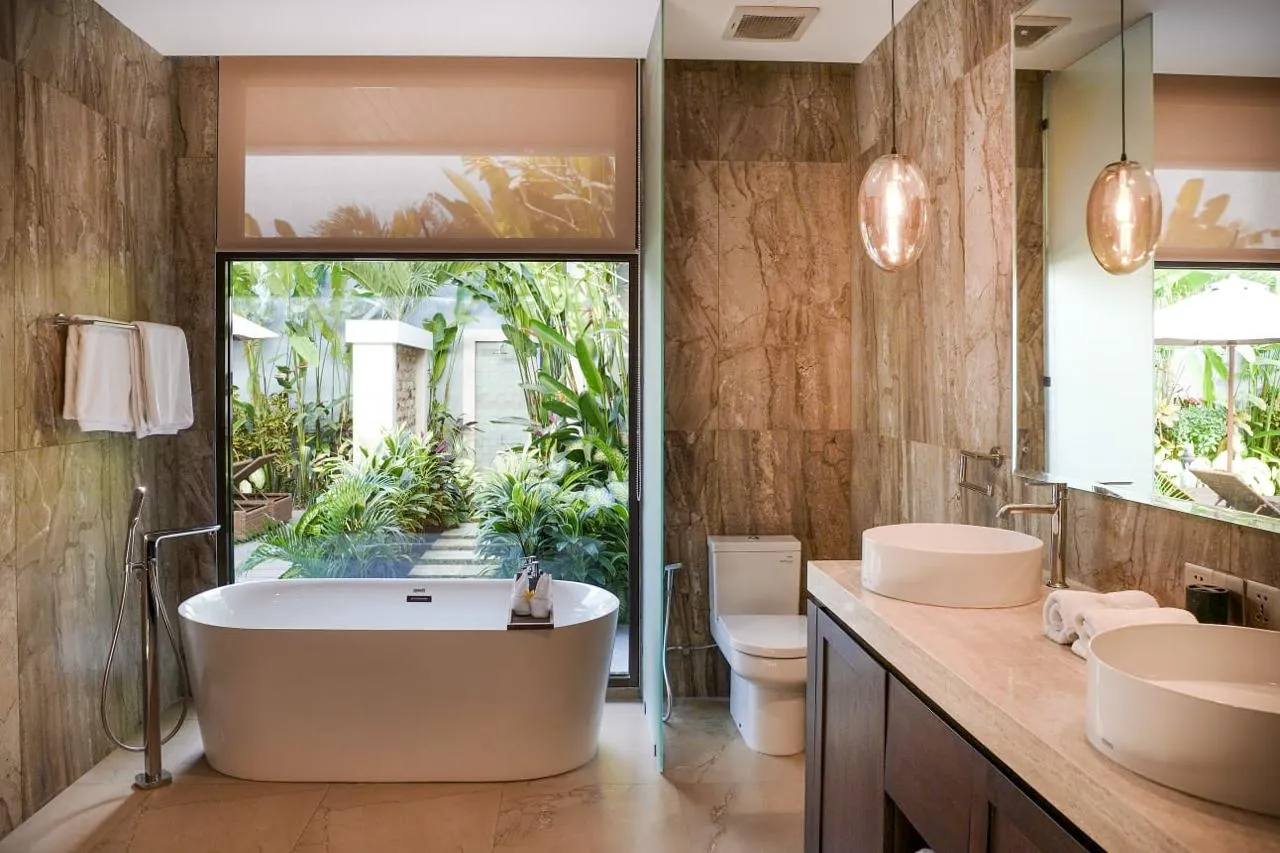 2-Bedroom Villa with Jacuzzi and Modern Tropical Design in Pererenan — image 4