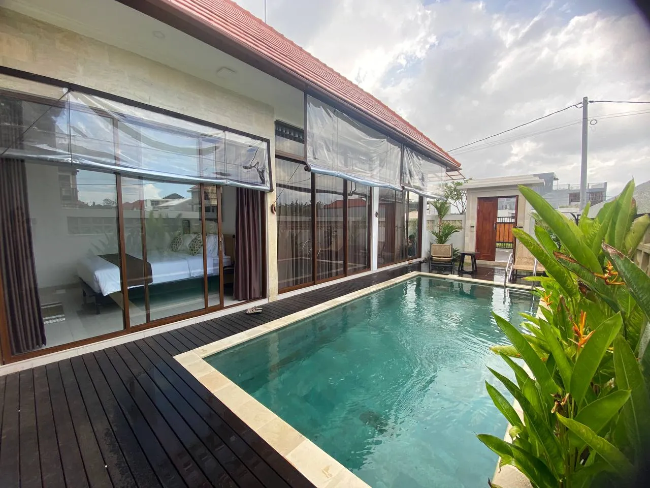 2 BEDROOM VILLA IN KEROBOKAN IDR 29 MILL/MONTH