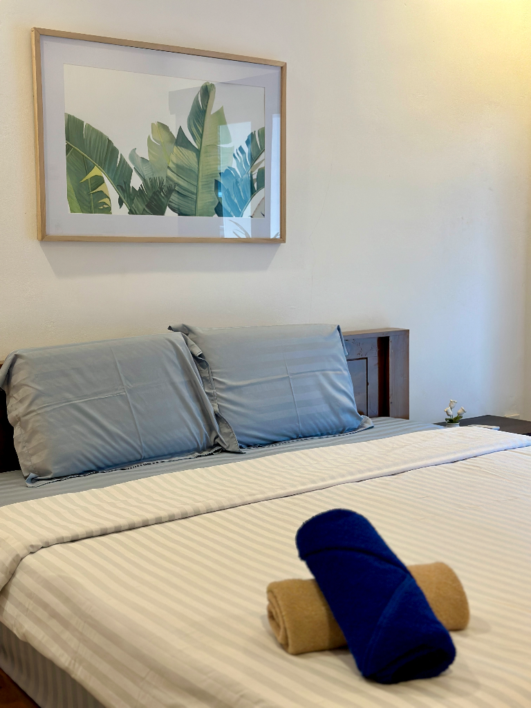 Private Guesthouse Room in Canggu Central for Monthly Rent! Great Coffee Shops!