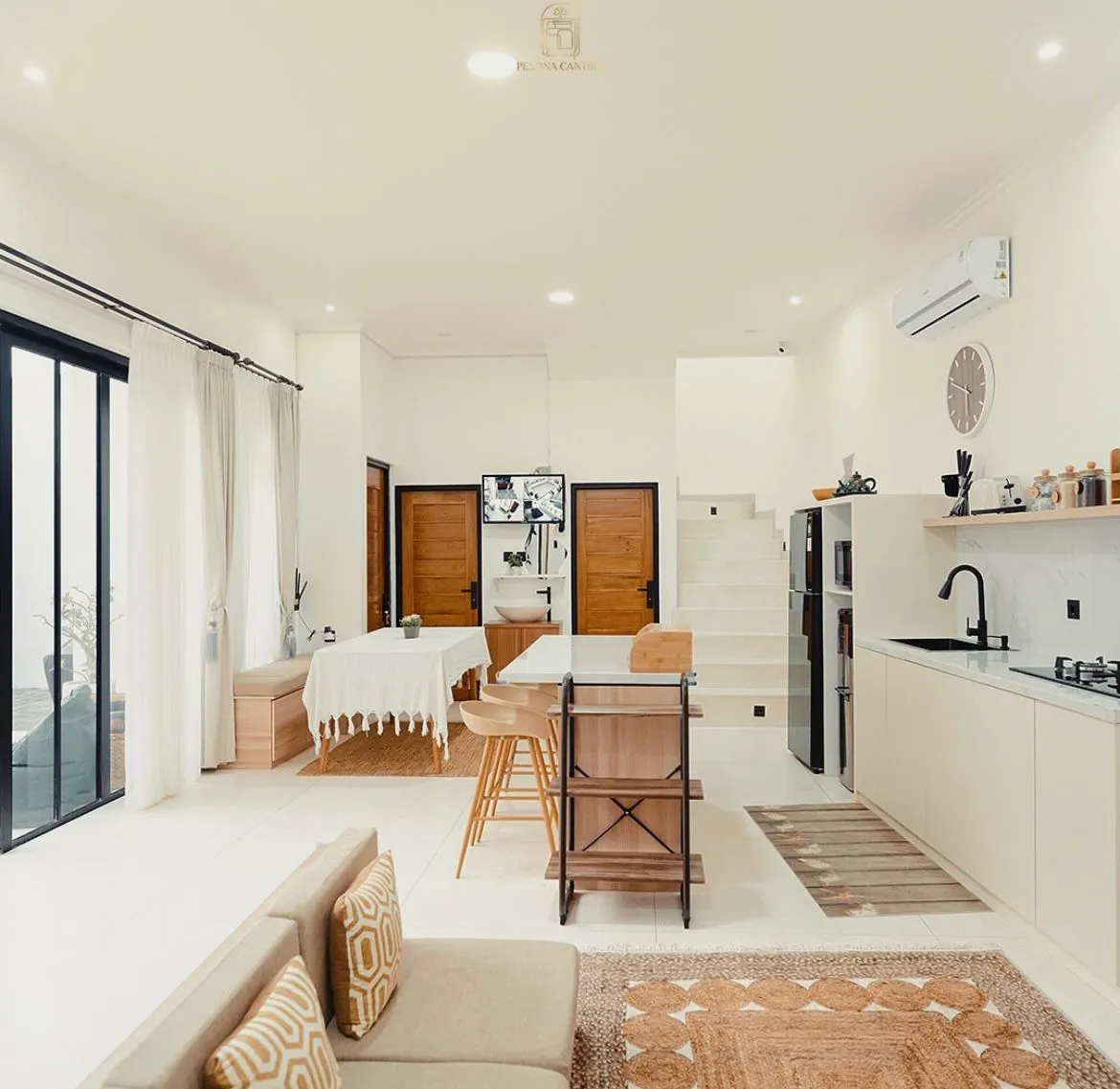 Luxury Villa 5 Bed In Kerobokan Badung Bali AT-3628 — image 4