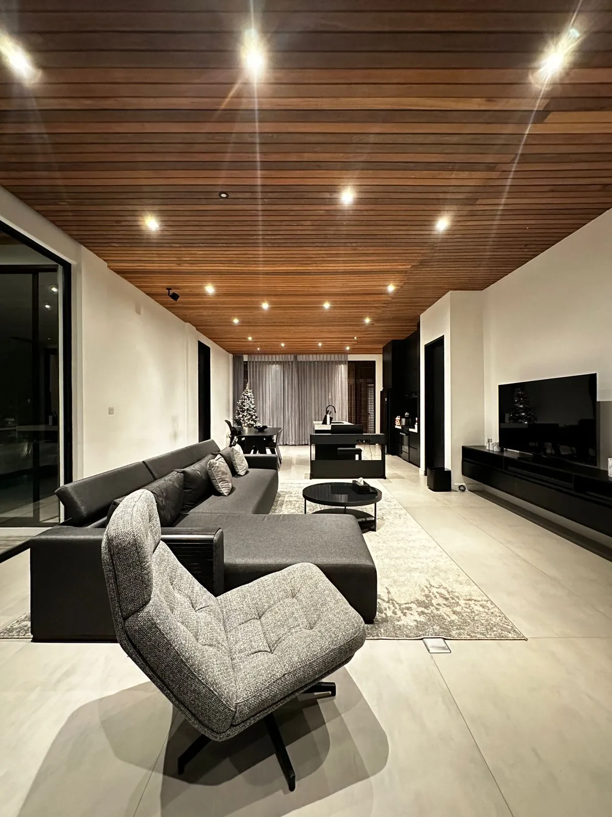 Luxury Villa For Sale 3 Bed Pererenan Canggu EK-1872 — image 3