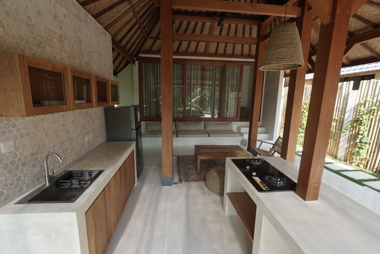 Villa Pito - 1-Bedroom Studios with Private Pools in Jalan Pantai Pererenan — image 2