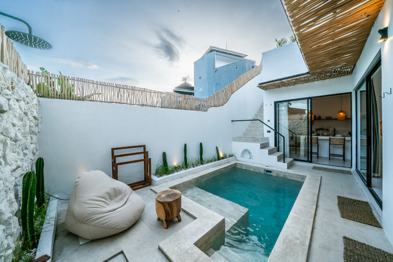 2BR Villa - Closed Living Pool Roof top TOP location
