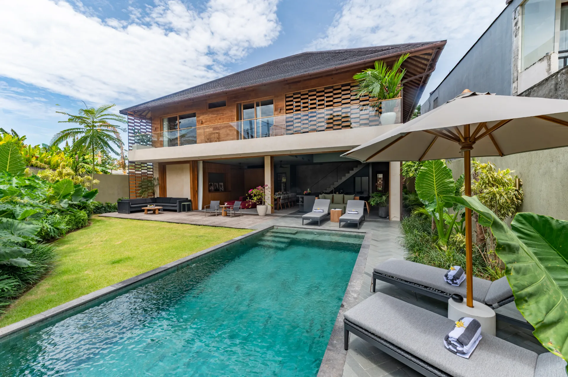 BRAND NEW 4BR VILLA - UMALAS JL. TUNON