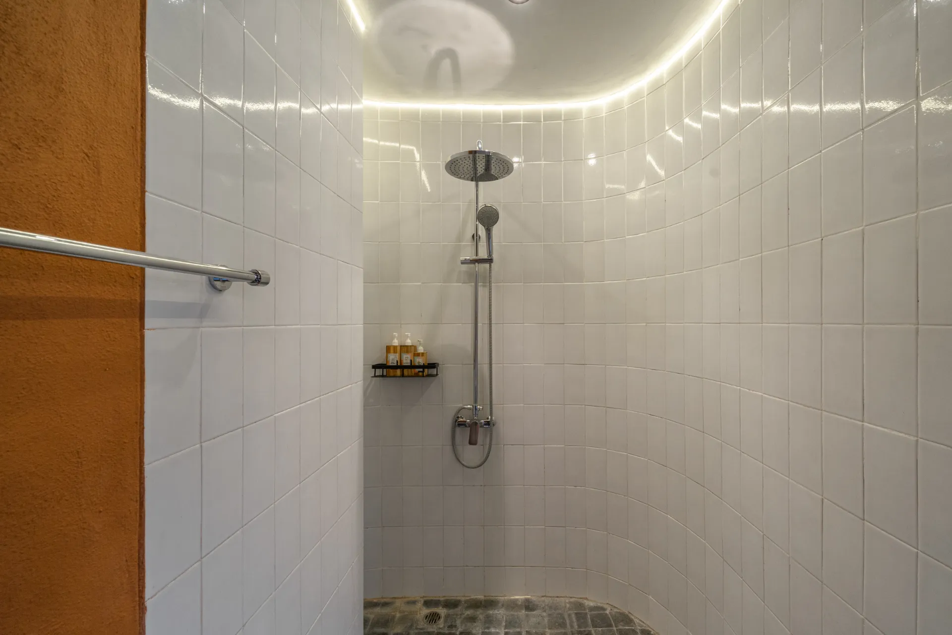 Villa The Hum – Modern 3 Bedroom Villa in Nyanyi (Nuanu Area) — image 3