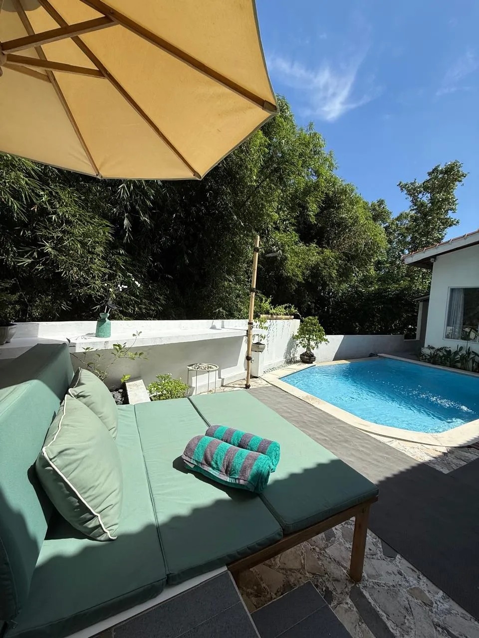 RIVERSIDE VILLA CANGGU – PEACEFUL LOCATION (3CG1)