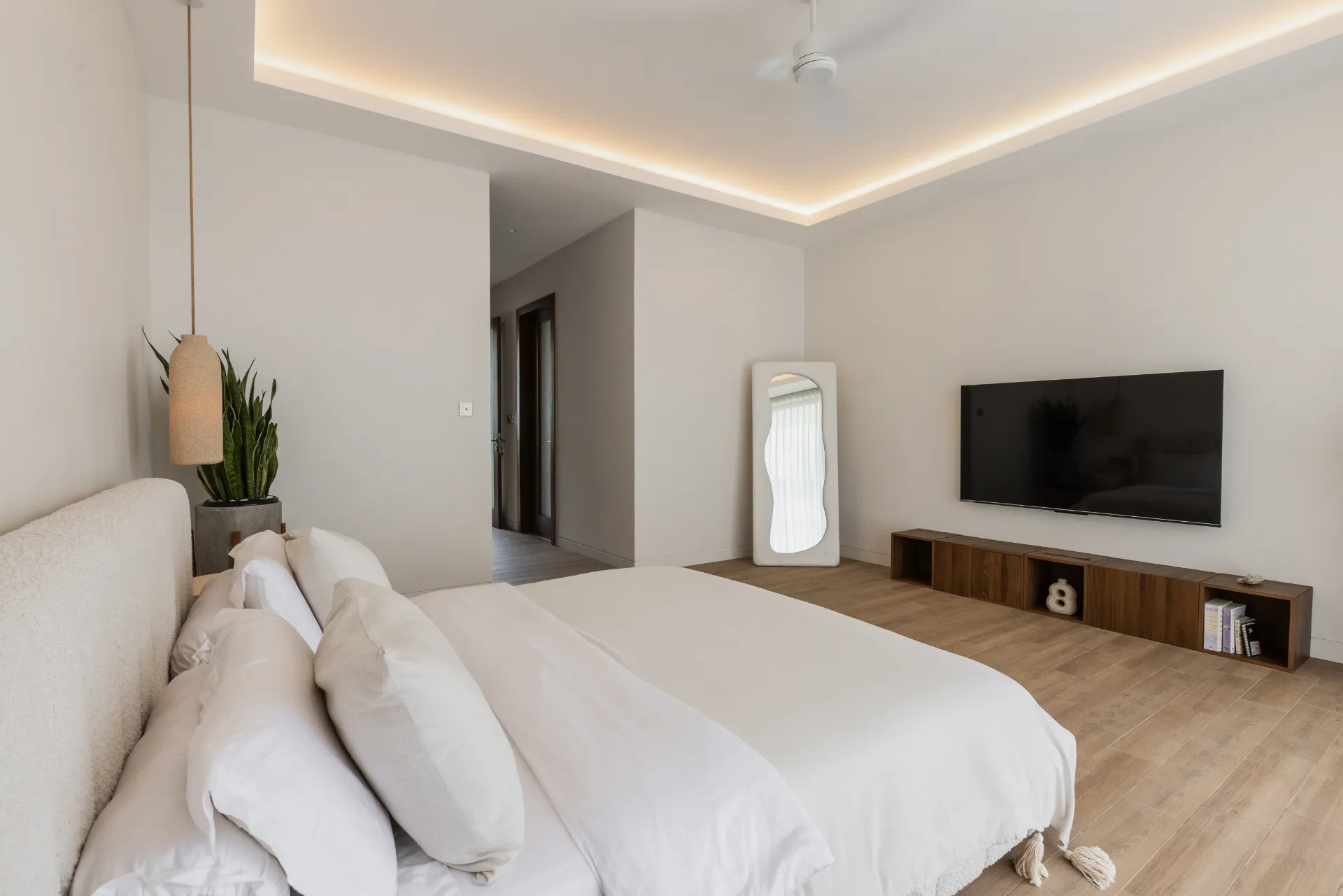 3BD Luxury Modern Villa Cemagi - DN1 — image 2