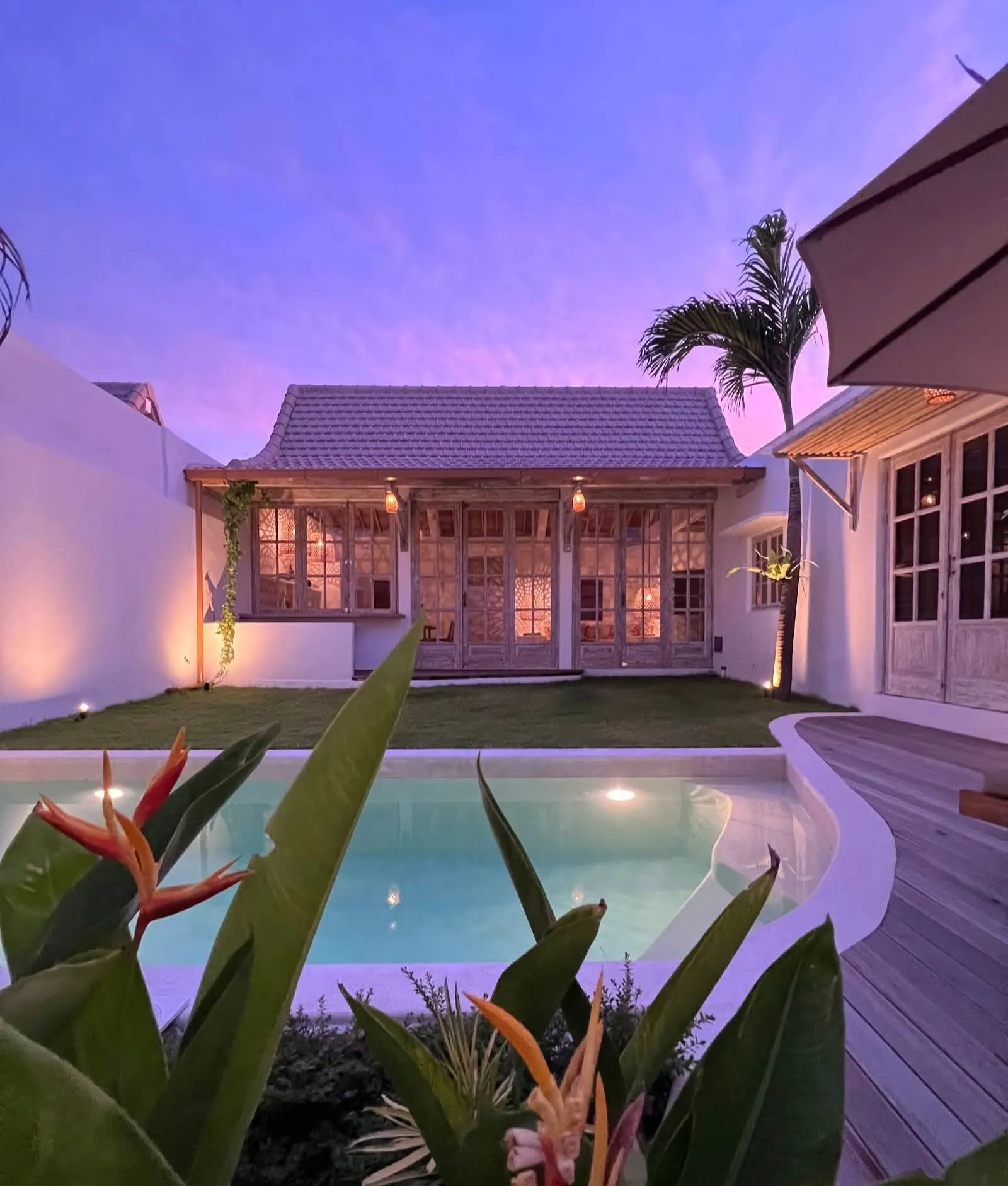 2 BEDROOM VILLA IN BUMBAK IDR 45 MILL/MONTH
