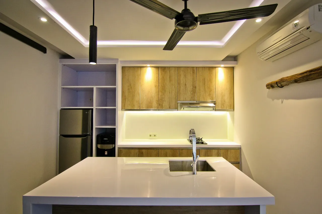 SEA BREEZE APARTMENTS - UNIT 1 (1BR 2Bathroom & Living Room) — image 3