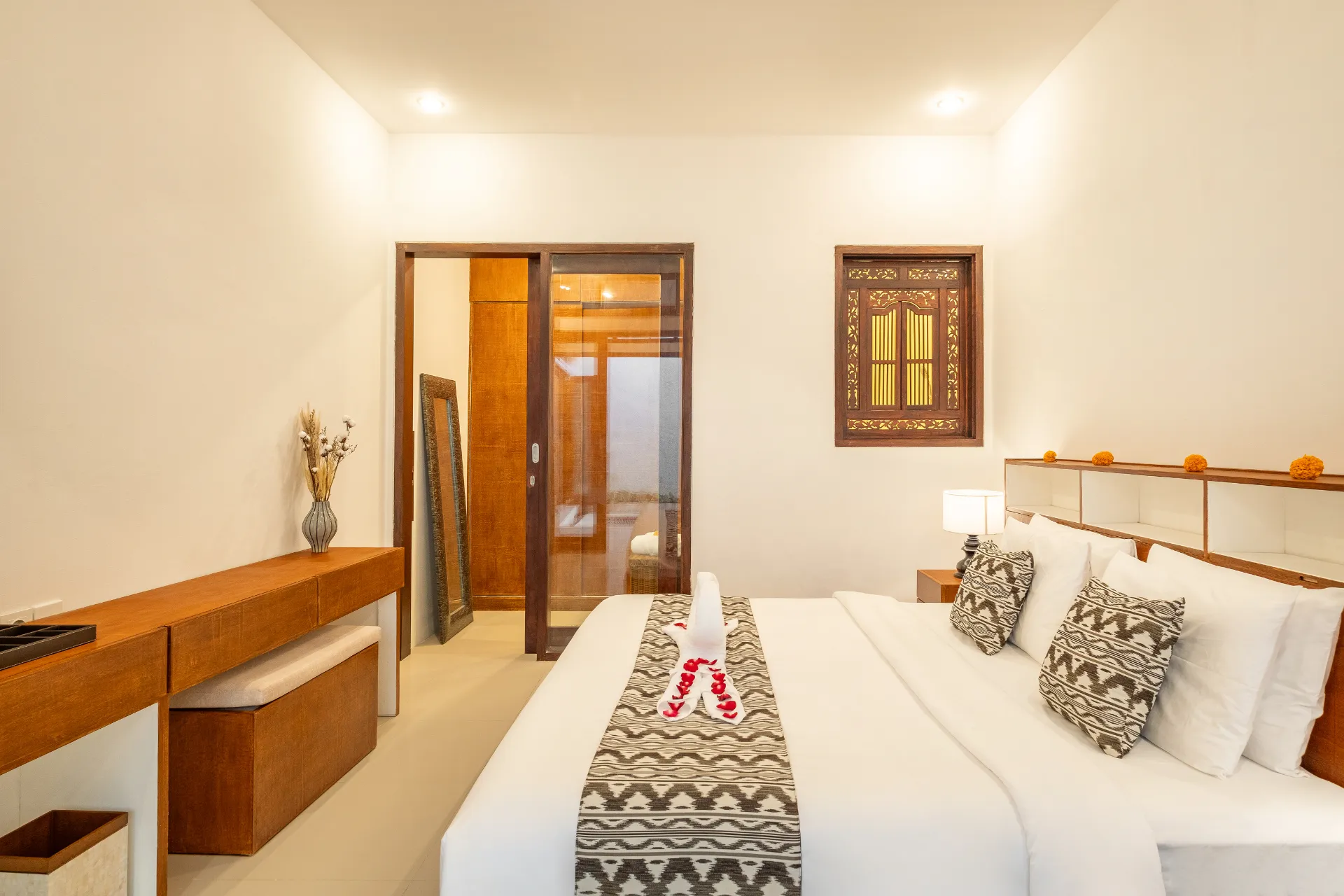 The Seven Residence - 2BR Private with whirlpool Villa — image 3