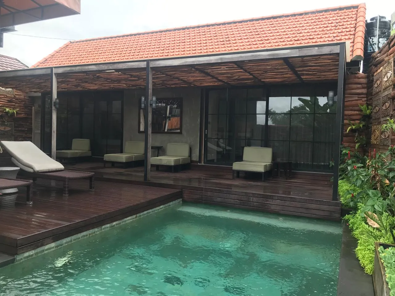 villa joglo for rent — image 3