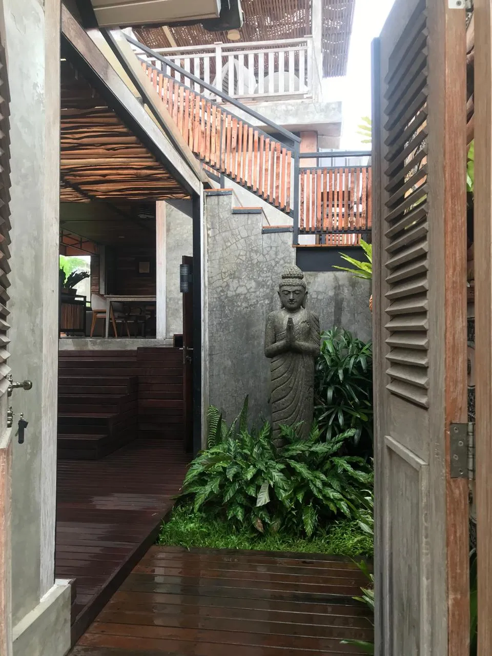 villa joglo for rent — image 2