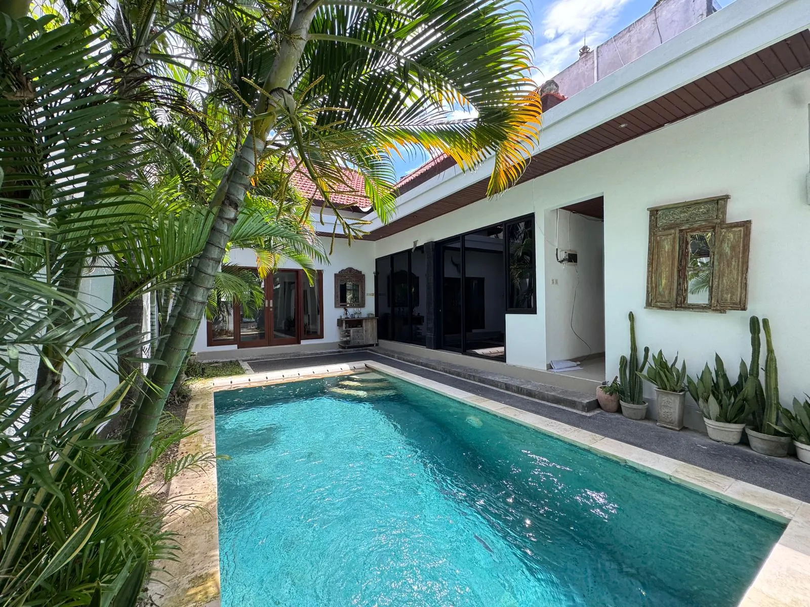 2 BEDROOM MODERN VILLA IN UMALAS - AF564