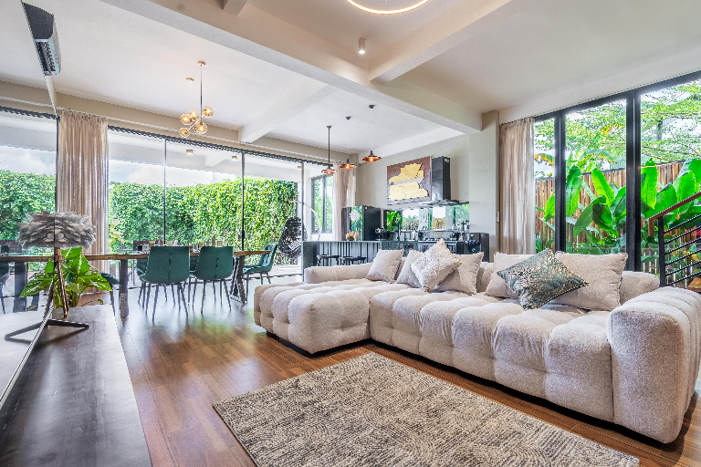 High End BIG LUXURY 4BR villa with view and smart home