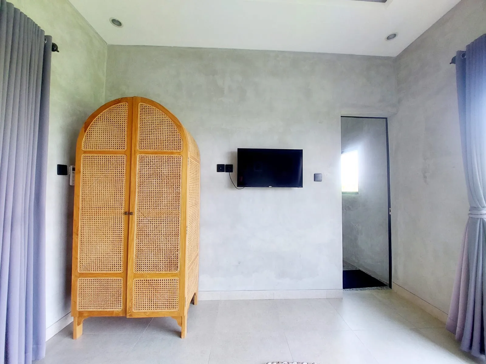 2 bedroom villa tumbak bayuh canggu for rent — image 2