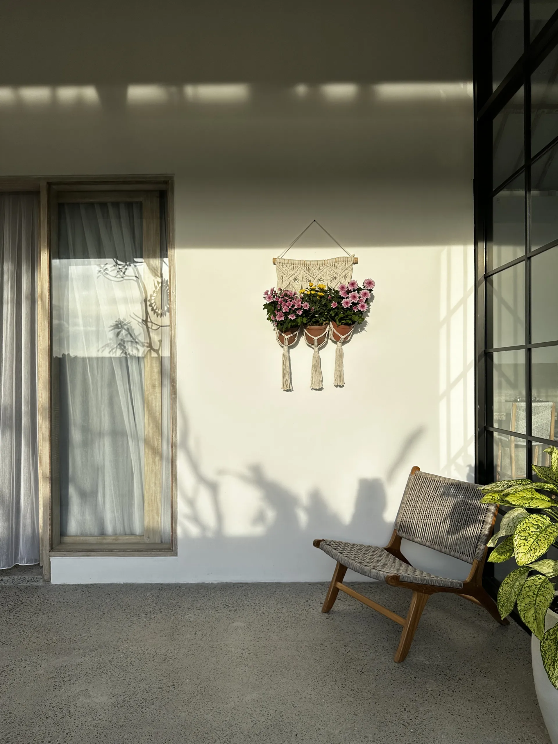 Lyma Villa - Brand New (3PR2) — image 2