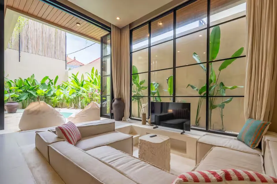2 BEDROOM MODERN LUXURY VILLA IN PERERENAN - AF569 — image 2