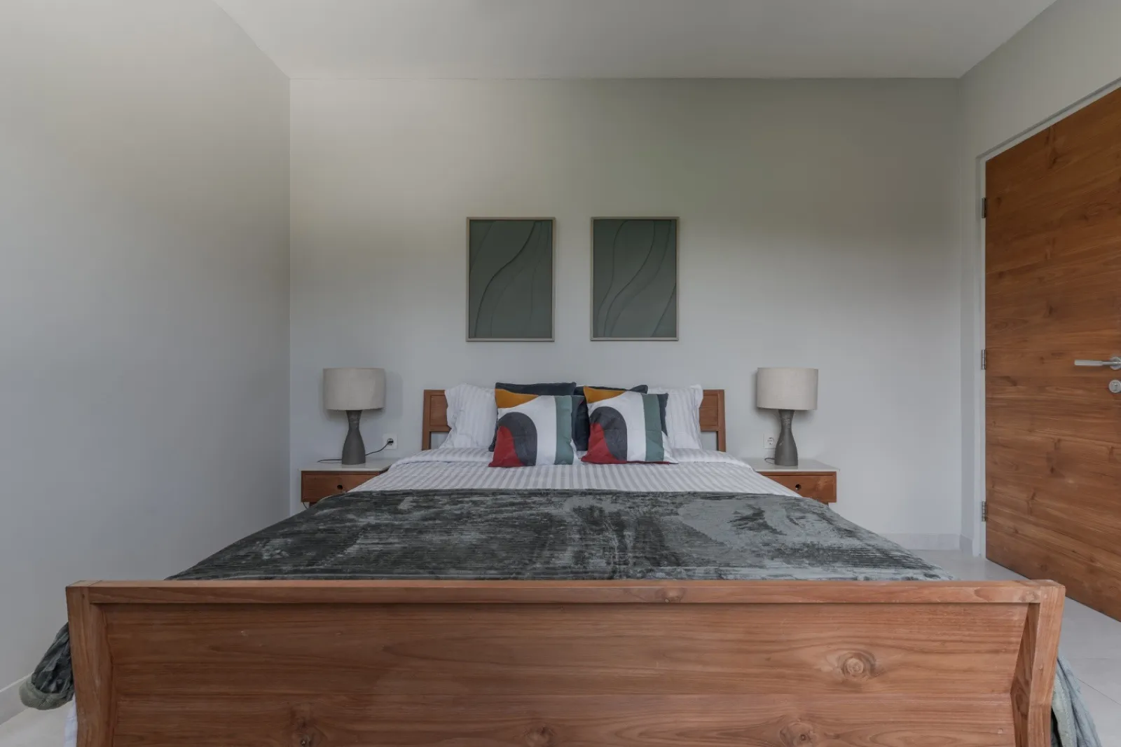 Villa For Rent 3 Bed In Berawa Tibubeneng Bali EK-3826 — image 3