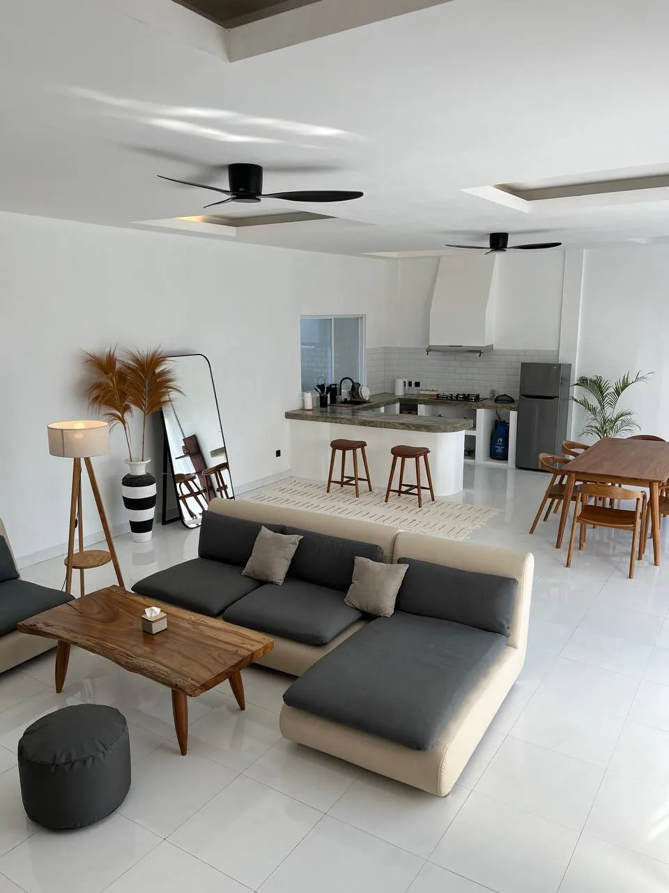 Bukit | 3BD villa | family friendly — image 2