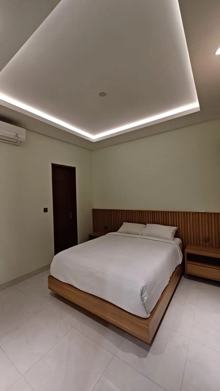 New Modern 3 Bedroom Villa Near Sidewalk Mall Jimbaran — image 2