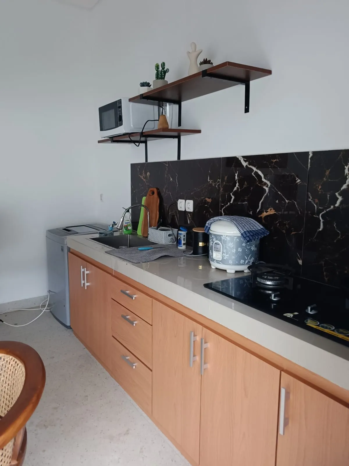 AN 018- FOR RENT VILLA COMPLEX MODERN MINIMALISH BLONGKEKER PURI GADING — image 4