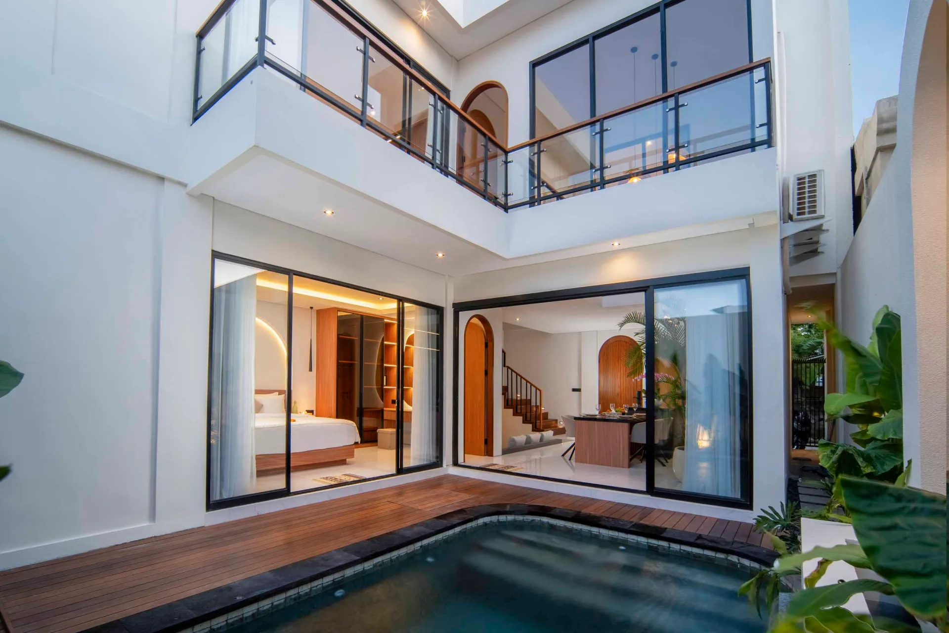 Central Canggu-New 3 Bedroom Modern Villa — image 1