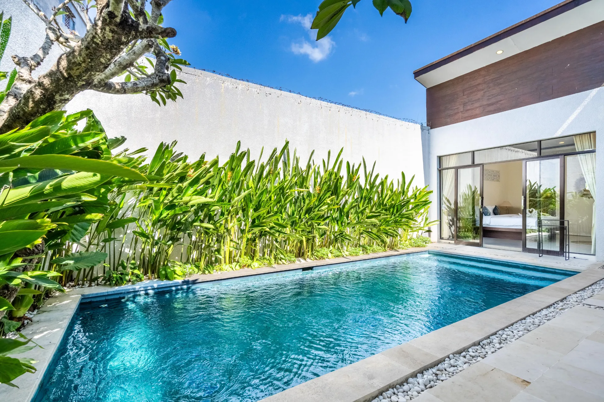 The R Villa Toba - Include motorbike rental — image 4