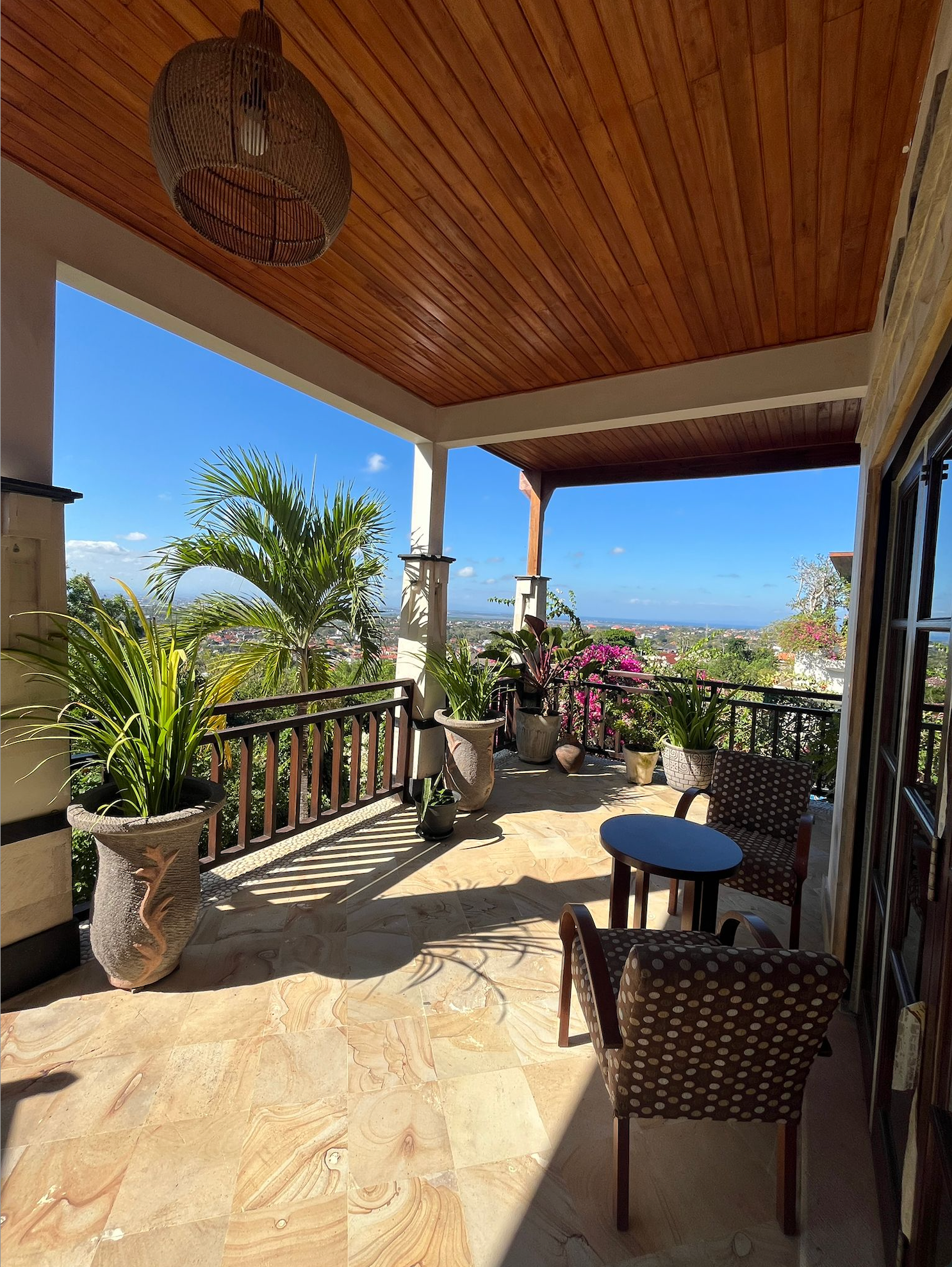 Quiet & Spacious shared villa