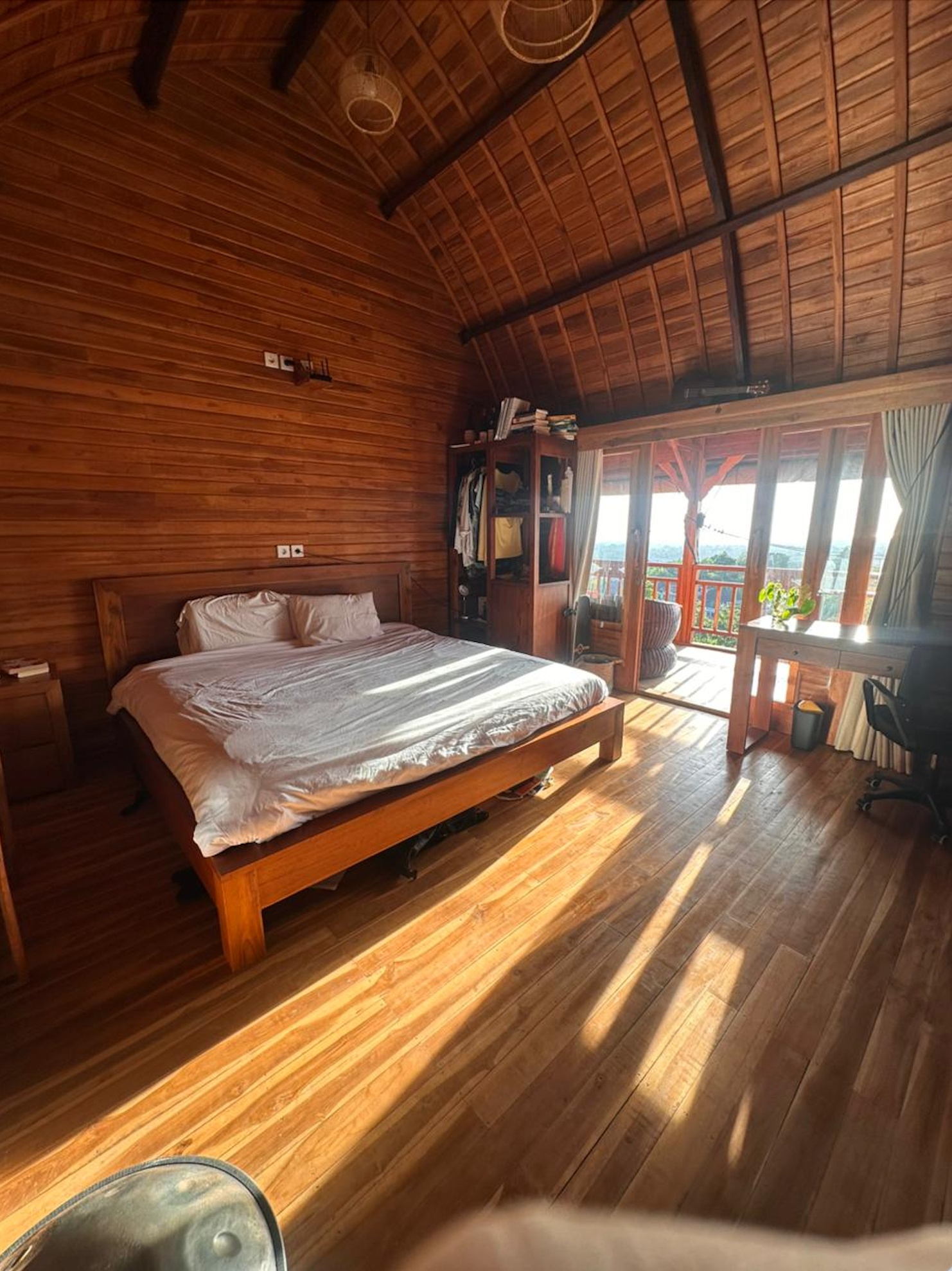 Quiet & Spacious shared villa — image 1