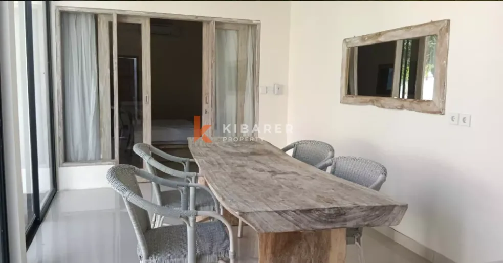 Comfortable Enclosed-Living Two-Bedroom Villa in Canggu YRR3710 — image 1