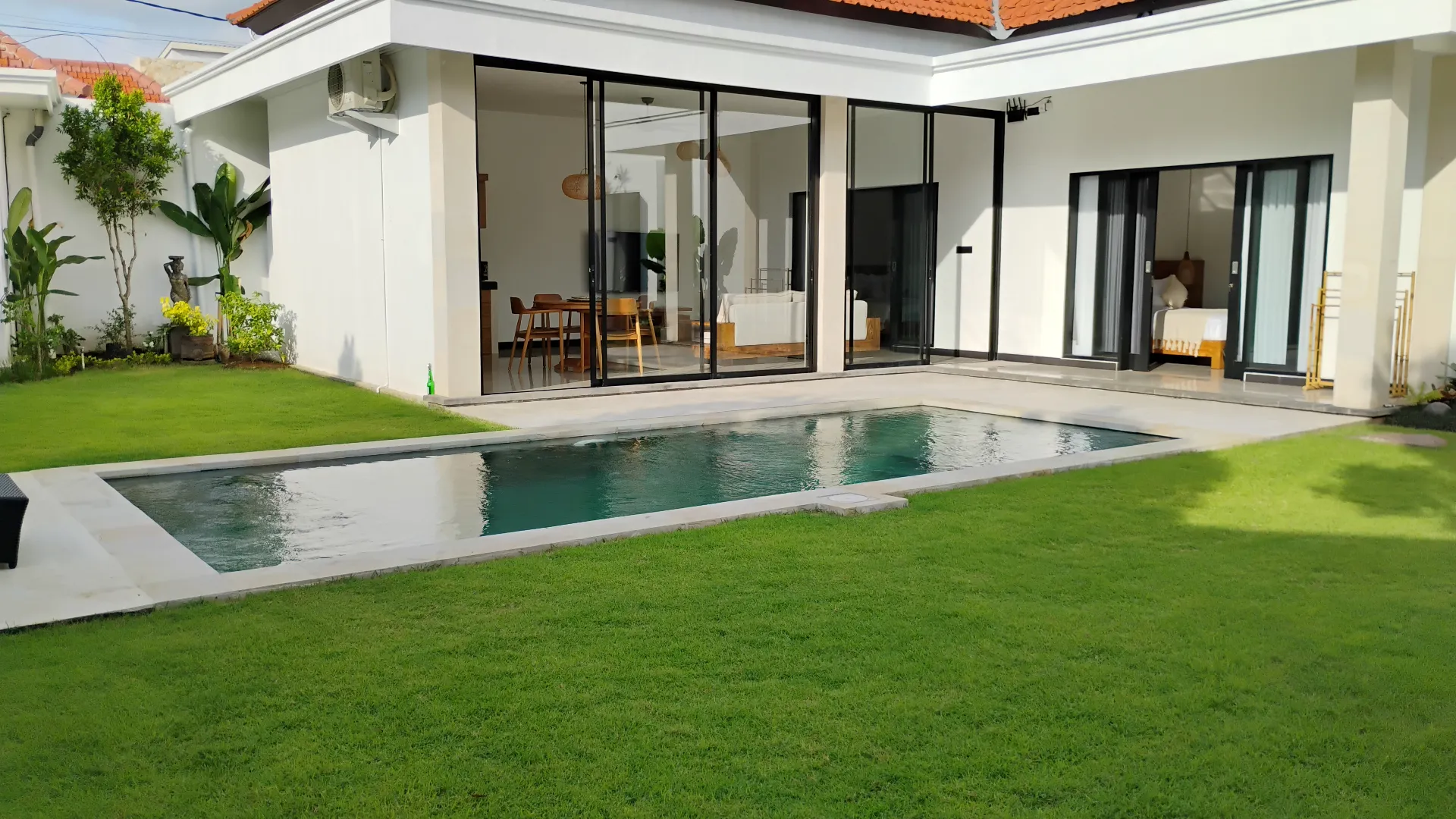 NEWLY BUILD! BIG GARDEN - 2 BEDROOMS VILLA FOR MONTHLY RENT IN BERAWA - AR28