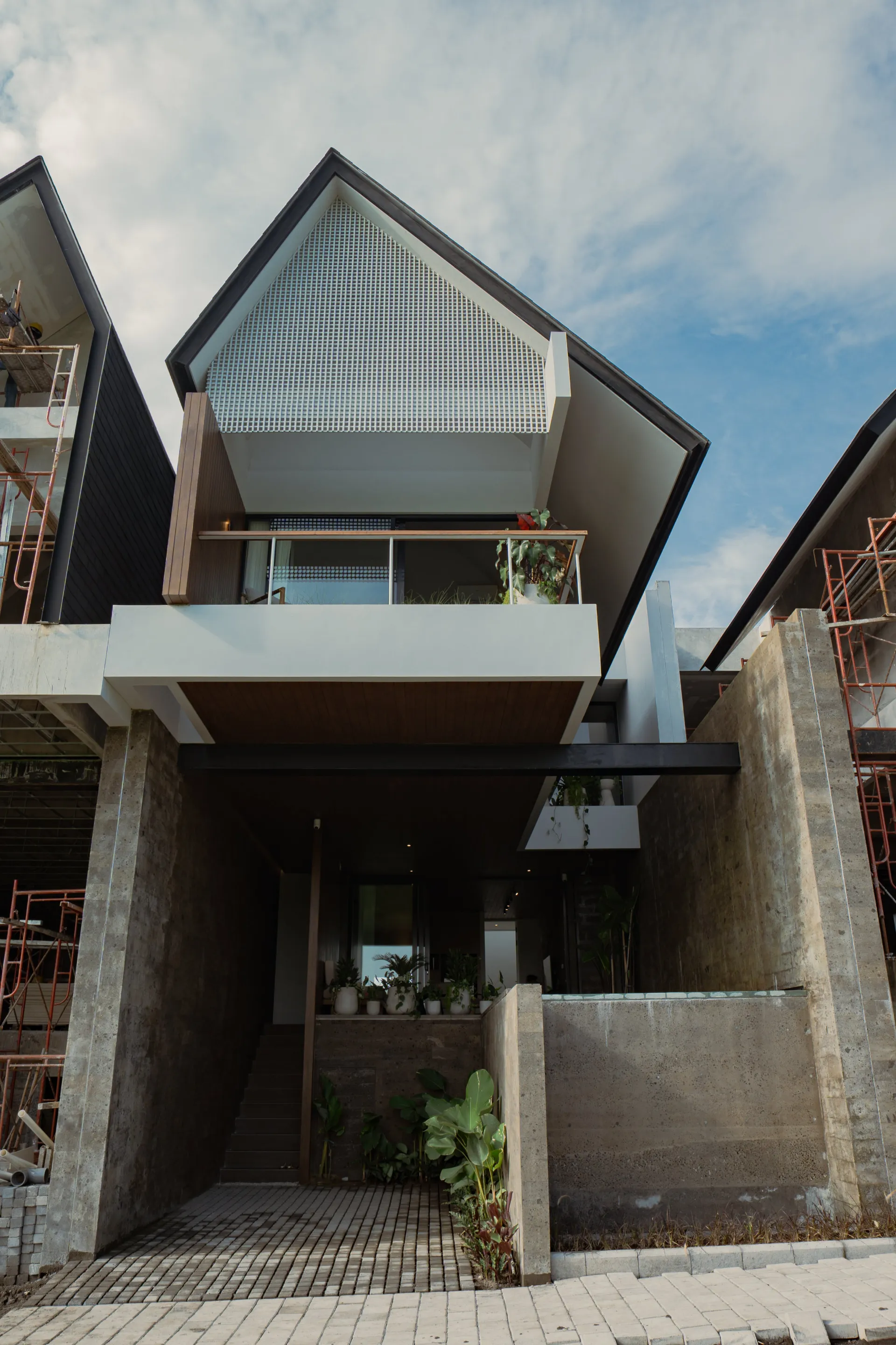 3 Bedroom Tropical Villa For Freehold in Canggu Babakan - AF578 A