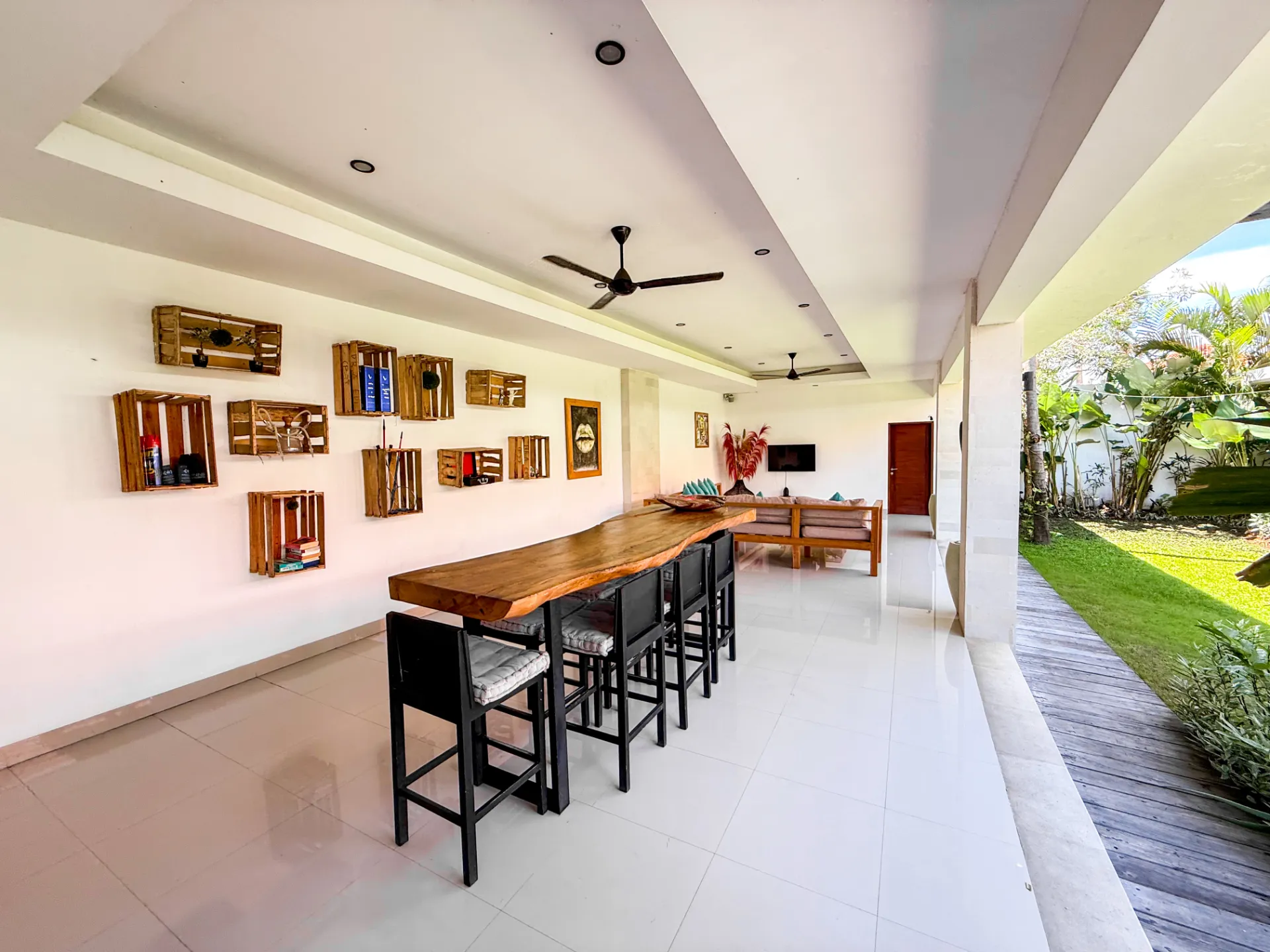 Villa Insta | Big Pool | AC | Parking | Garden & Open living! — image 3
