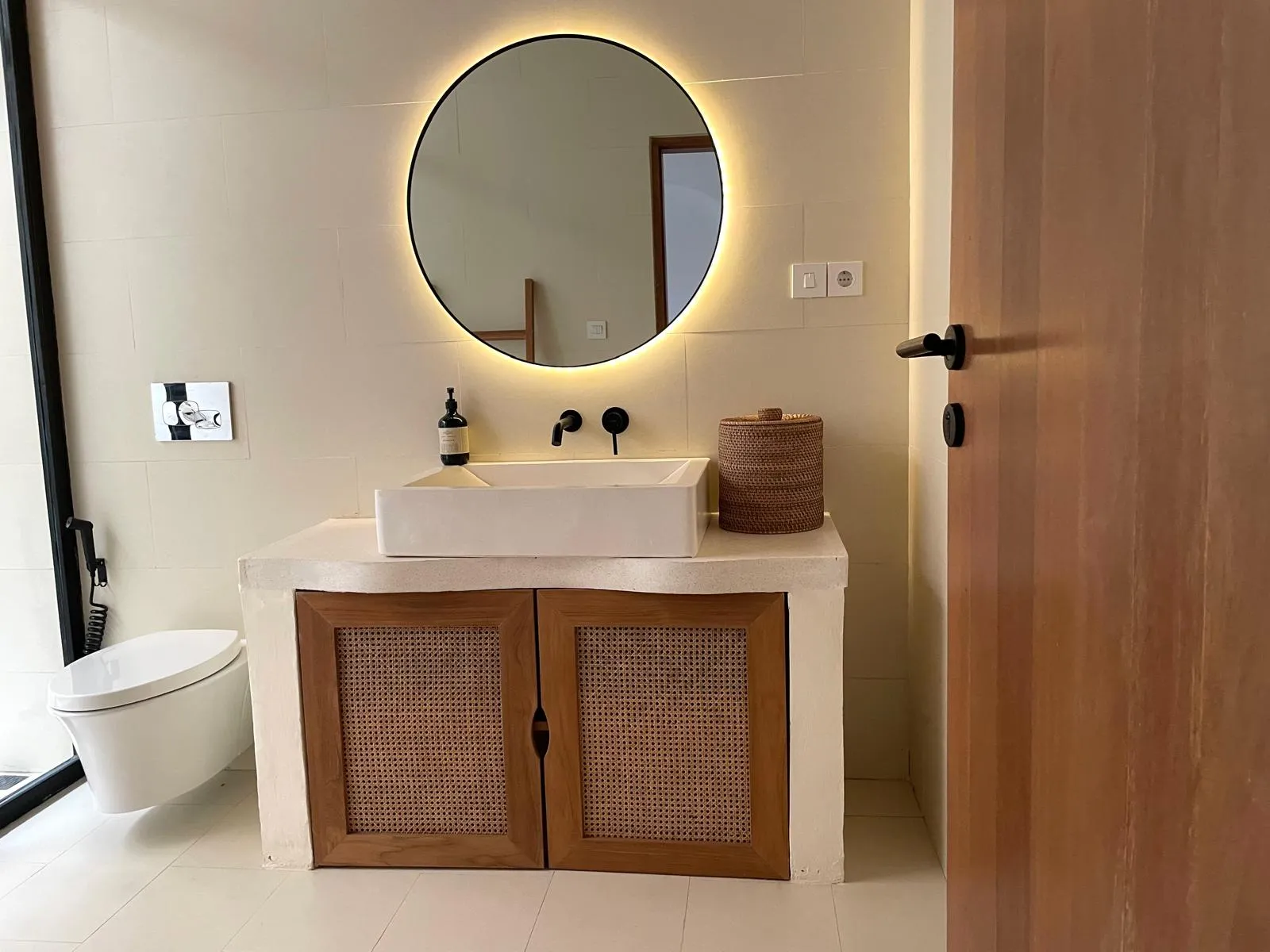 Villa Rooftop Ubud – Brand-New 2BR Ricefield View Villa with Rooftop & Enclosed — image 4