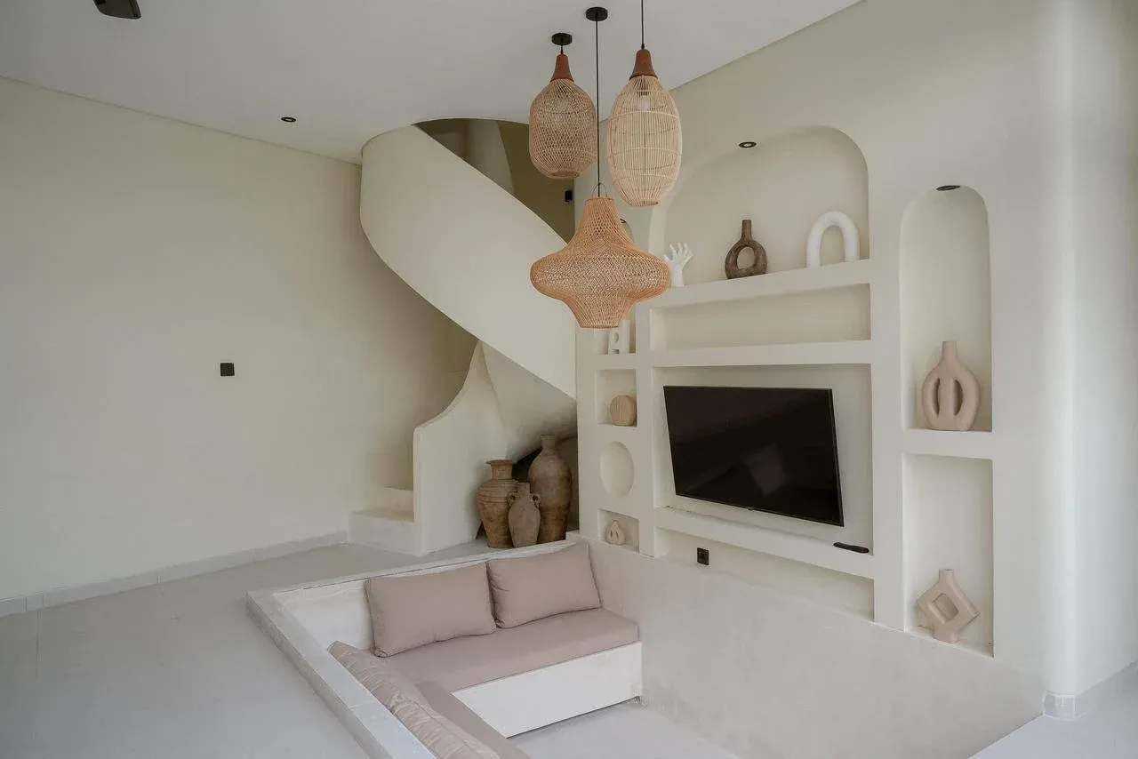 STUNNING MEDITERRANEAN STYLE 2 BEDROOM VILLA NESTLED IN CEMAGI — image 1