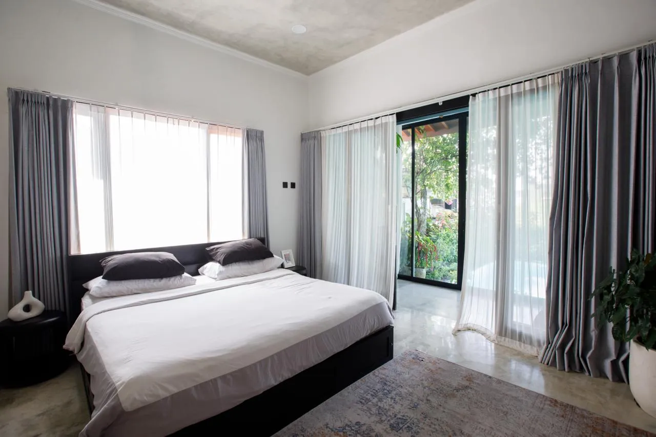 2 BEDROOM VILLA FURNISHED FOR YEARLY RENT IN PERERENAN – IB85 — image 4