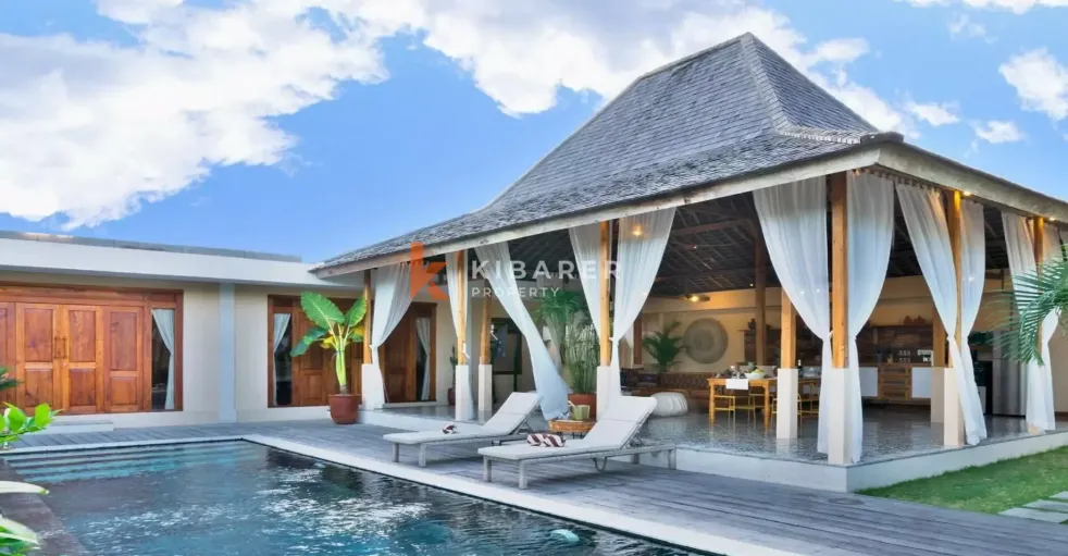 Serene Moroccan-Influenced 2BR Open Living Villa in Prime Batu Belig YRR3711