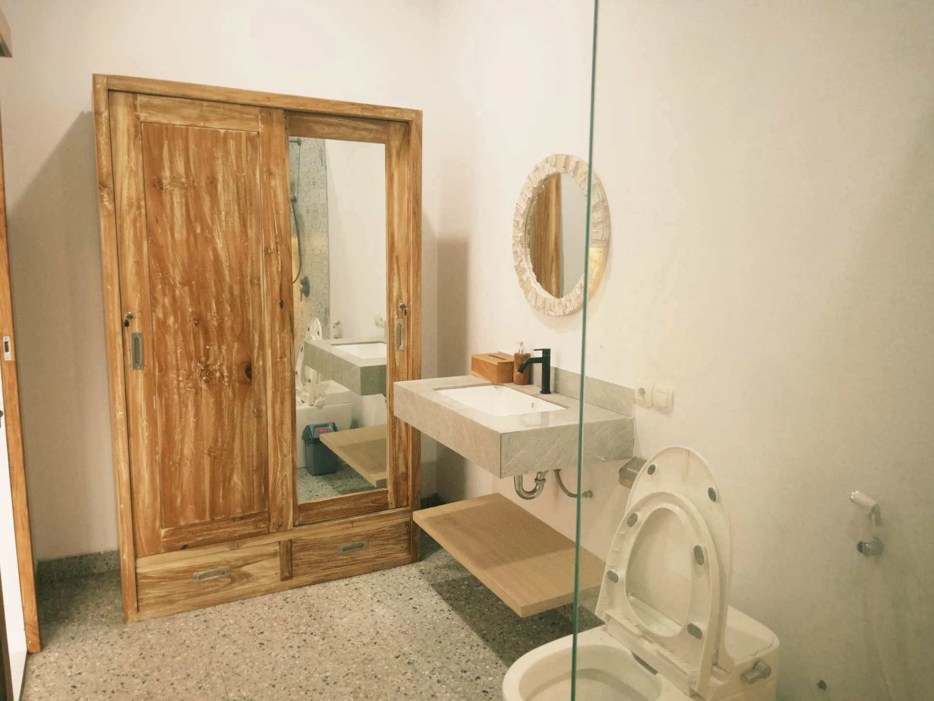 Newly Built 2 Bedrooms Villa — image 3
