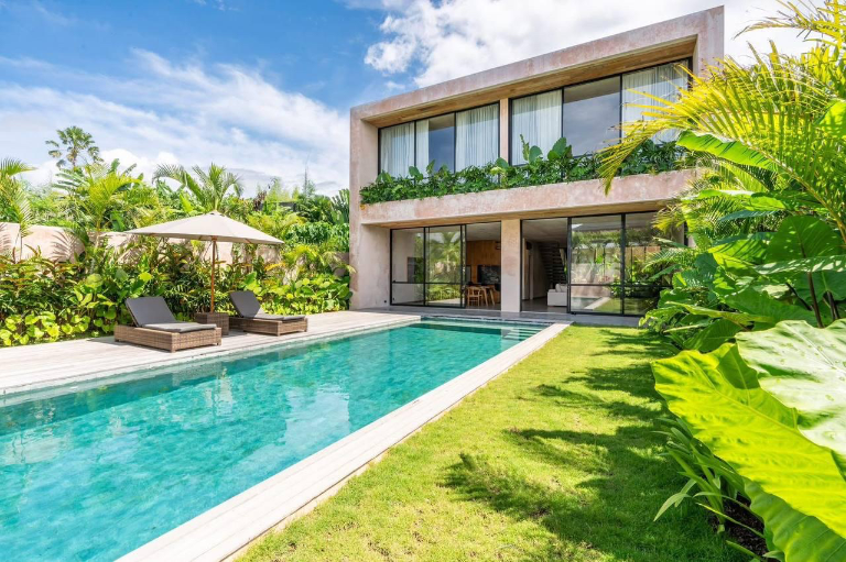 Luxury 4-Bedroom Family Villa for Sale in Pererenan Bali