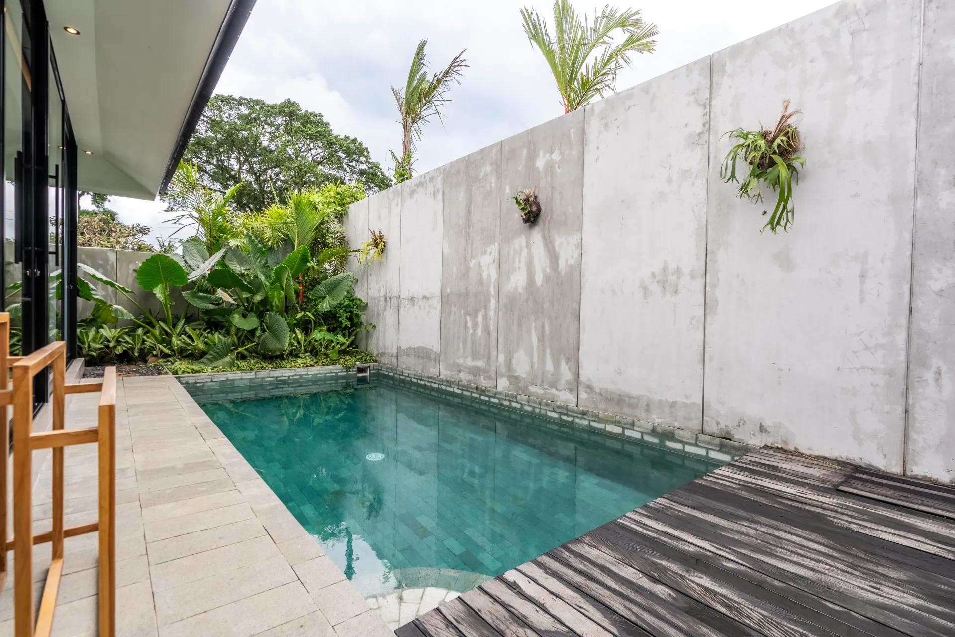 Titi House - 1BR Luxe Central Ubud | Pool & Ridge Walk Near — image 1